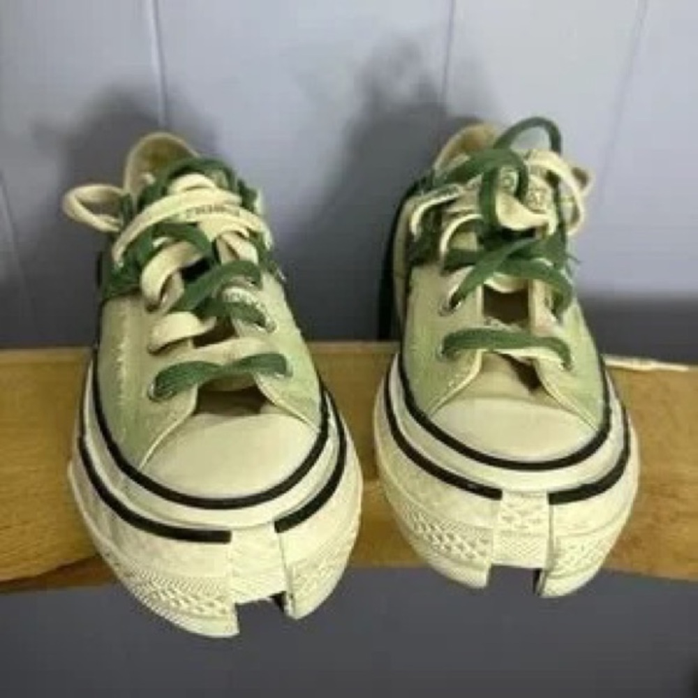 Kids Green Low-Top Canvas Sneakers - Picture 2 of 2